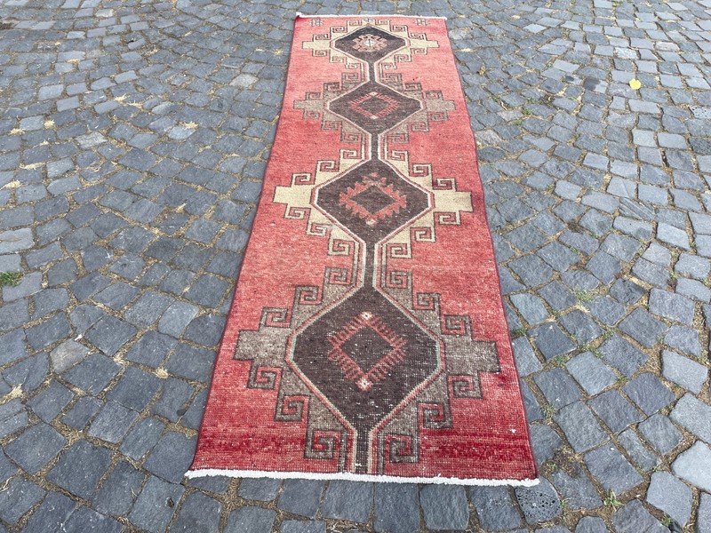 Turkish Vintage Rug Handmade Wool Rug Bohemian Runner Rug Home Rug 2,5 x 7,9 ft gallery