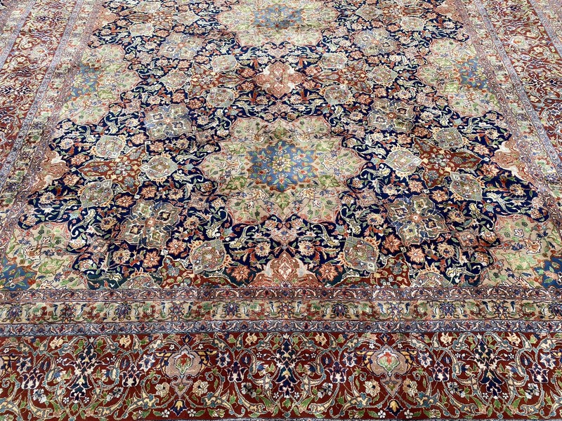 C 1950s VERY FINE ESPAHAN RUG 10x14 HIGH KPSI WOOL LOTS OF SILK gallery