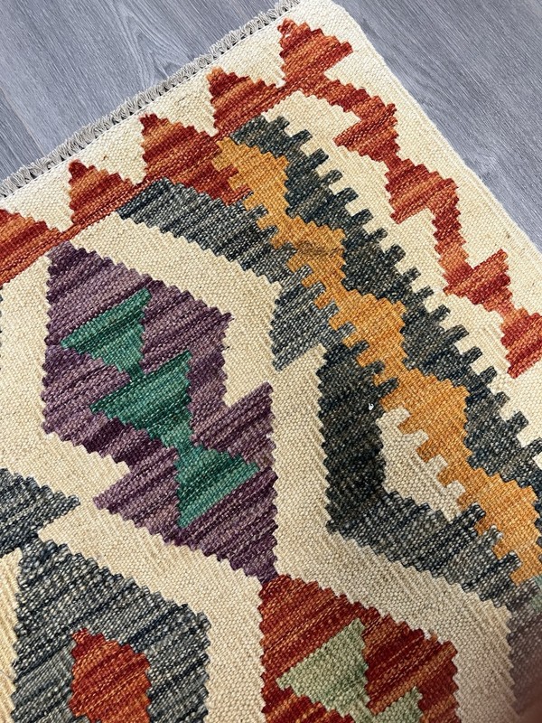 Vintage Kilim Traditional Hand Made Oriental Wool Kilim 3ft11inx2ft7i 129cmx90cm gallery