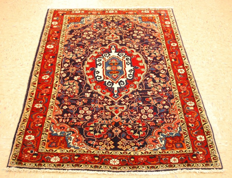 NATURAL WOOL Old Oriental Rugs,Hand Woven,knotted size Approximately 3'5" × 5'1" gallery