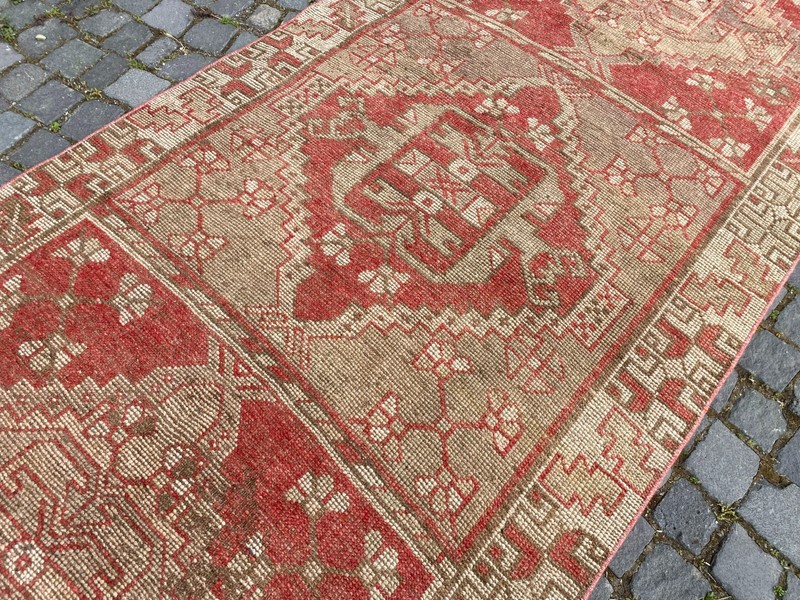 Bohemian rugs, Runner rug, Handmade, Turkish rug, Vintage, Wool | 4,3 x 10,0 ft gallery