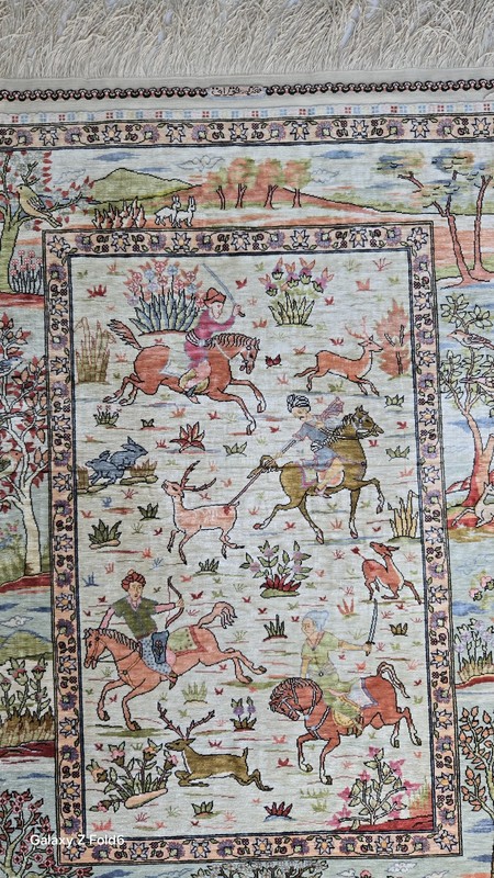 FASCINATING FINE 100% SILK GENUINE SIGNED TURKISH HEREKE RUG 12 X 12 , 900kpsi gallery