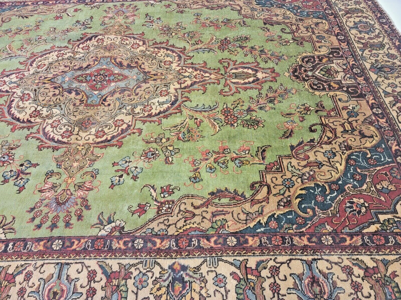 Antique Oriental Hand-Knotted Wool Area Rug Green/Beige/Red 9'6" x12'10" gallery