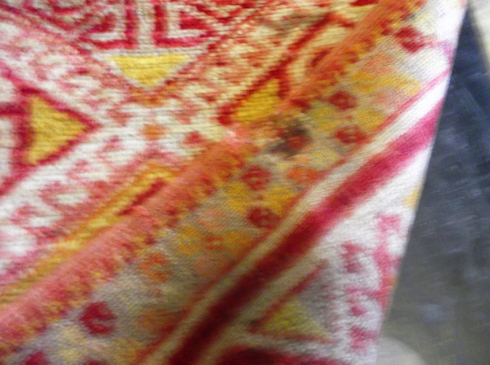 ANTIQUE RUG / PRAYER MAT ? 36" X 19.5" YELLOW OCHRE DIAMOND CENTRE VELVET FEEL gallery