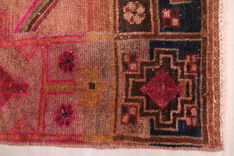 Traditional Vintage Hand-Knotted Area Rug 5'1" x 10'8" Oriental Wool Carpet gallery