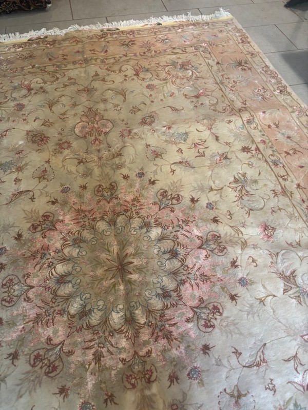 ANTIQUE WASH. RUG. CARPET . HAND MADE wool and silk. 10X7 WITH. SIGNATURE gallery