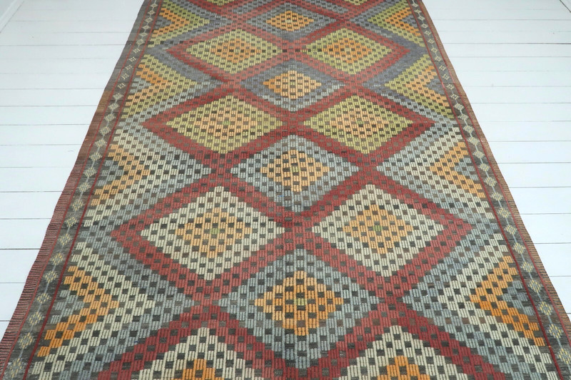 Vintage Turkish Kilim Wool Rug, Handmade Floor Carpet, Large Boho Rug 70"x109" gallery
