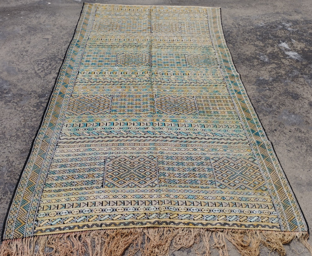 Vintage Handmade Moroccan Berber Traditional Wool Kilim Rug 271x151 cm