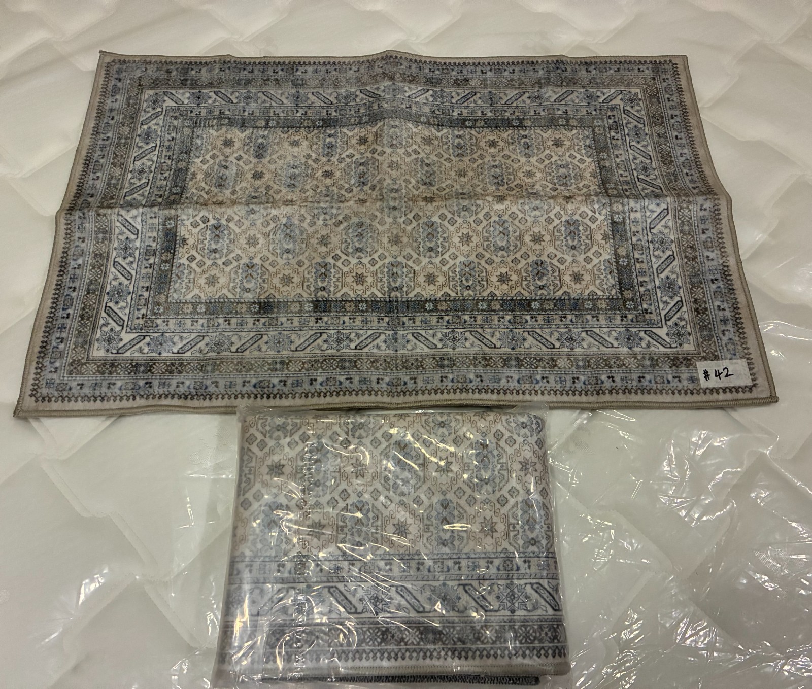 Set of two 31x20 Inches Washable Rugs gallery
