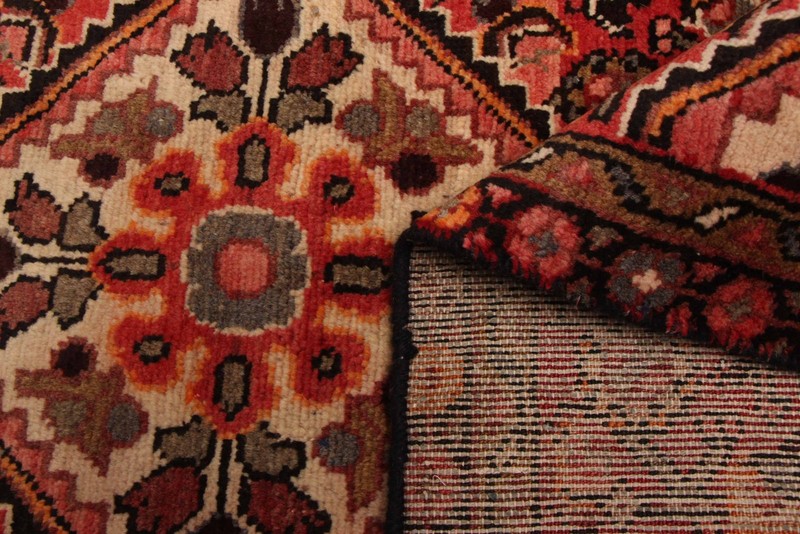 Vintage 3'2" x 6'8" Traditional Hand Knotted Vegetable Dye Wool Area Rug gallery