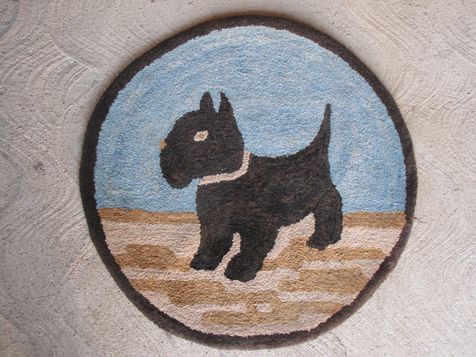 Antique Scottish Terrier Dog Folk Round Hooked Wool Rug (30.5") gallery