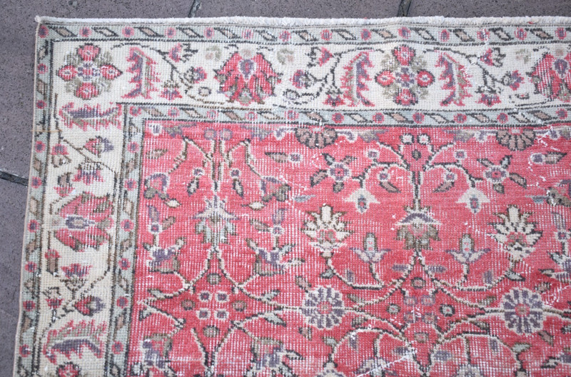 Vintage Turkish Rug 43'' x 81'' Muted Dye Oushak Rug Hand-knotted Wool Rug gallery