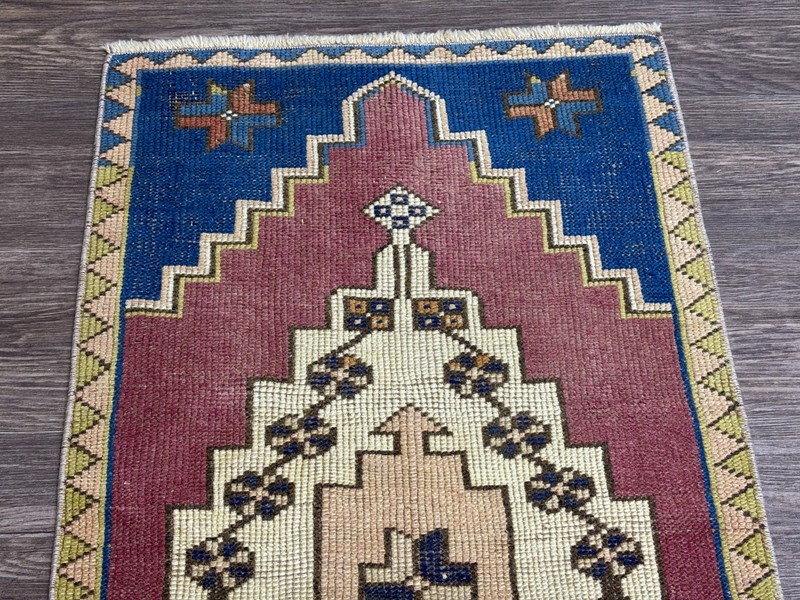 2x4 Medallion Vintage Turkish Rug, Hand-Knotted Wool Burgundy Blue Small Oushak gallery