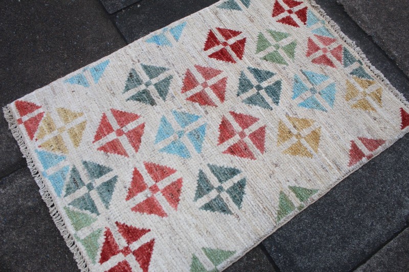 Vintage Traditional Hand Made Oriental Gabbe Wool Beige Blue Red Rug 86x62cm gallery