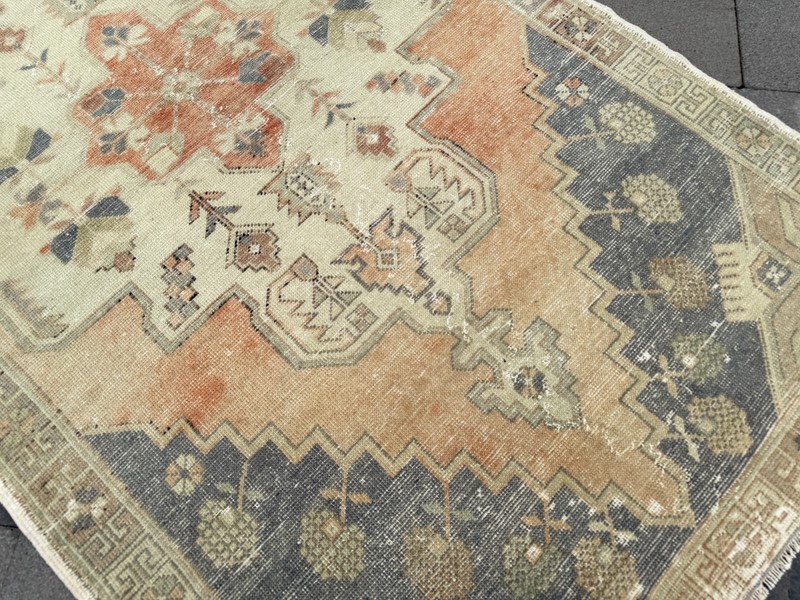 Vintage Oushak Rug 4.7x7.9 ft Hand-Knotted Turkish Wool Area Rug gallery