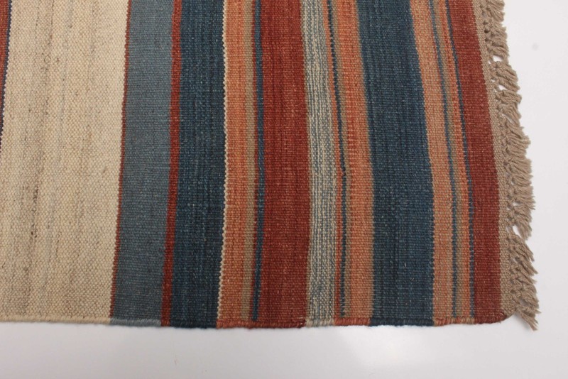 Vintage Hand Woven Area Rug 4'10" x 8'7" Traditional Wool Oriental Carpet gallery