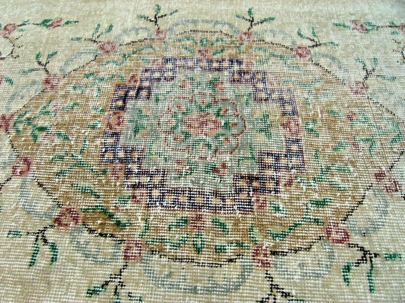 Turkish Rug 44'' x 74'' Vintage Muted Dye Oushak Rug Hand-knotted Wool Rug gallery