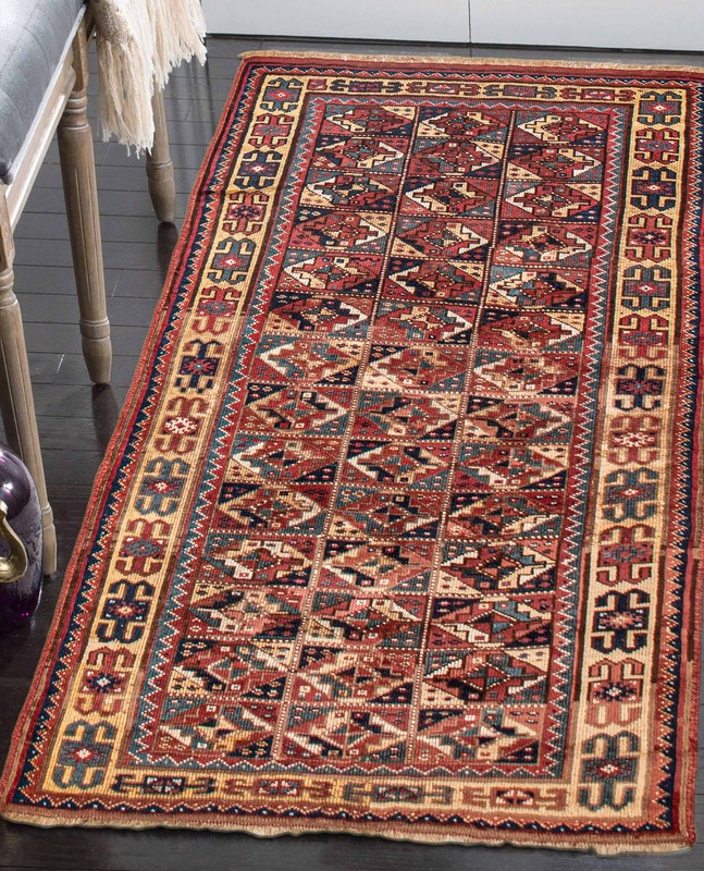 Traditional Vintage Hand-Knotted Area Rug 4'3" x 7'7" Oriental Wool Carpet gallery