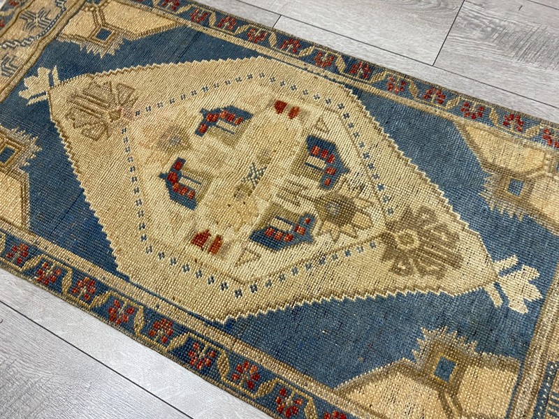 Turkish Vintage Rug Handwoven Blue Beige Small Medallion Doormat 1.6x3.5 ft gallery