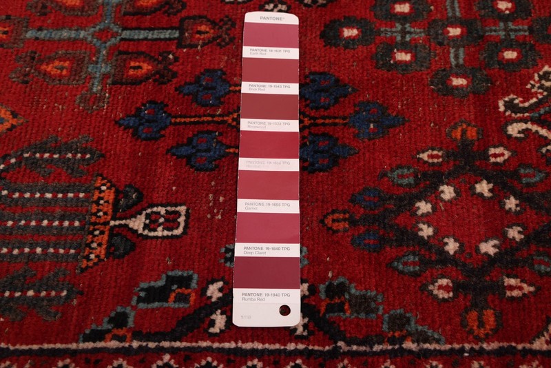Vintage 6'11" x 10'4" Traditional Hand Knotted Vegetable Dye Wool Area Rug gallery