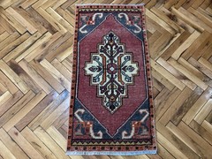 Small Vintage Wool Accent Rug 1.7 x 3.3 ft Turkish Pink Tribal Handwoven Rug