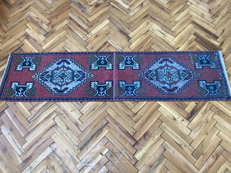 Turkish runner rug, Red rug, Hallway rug, Vintage rug, Kitchen rug, 1.6 x 6.5 ft gallery