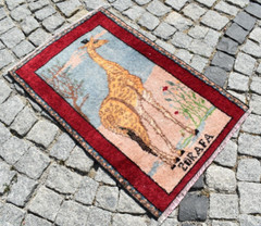 Vintage Wall Decor Rug 1’9” x 2’9” ft Animal figure Anatolian Home Decor Rug