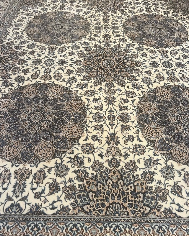 11x7. HANDMADE RUG. CARPET . HAND MADE WOOL AND SILK HABI.BIAN gallery
