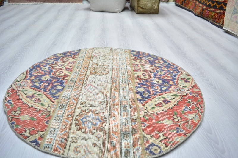 Vintage Handmade Red Door Mat, 3.1 ft Round Entry Mat, Red Turkish Round Rug, gallery