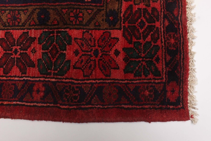 Vintage 4'3" x 6'11" Traditional Hand Knotted Vegetable Dye Wool Area Rug gallery