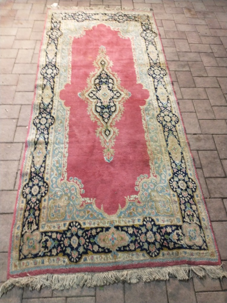 Handmade Persian Sarouk Rug