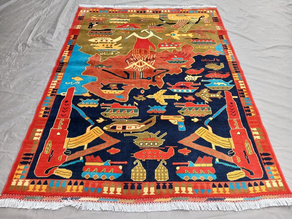200 X 150 CCM Stunning Soviet Tank Top, Helicopter AK 47 Gun Russian War Carpet