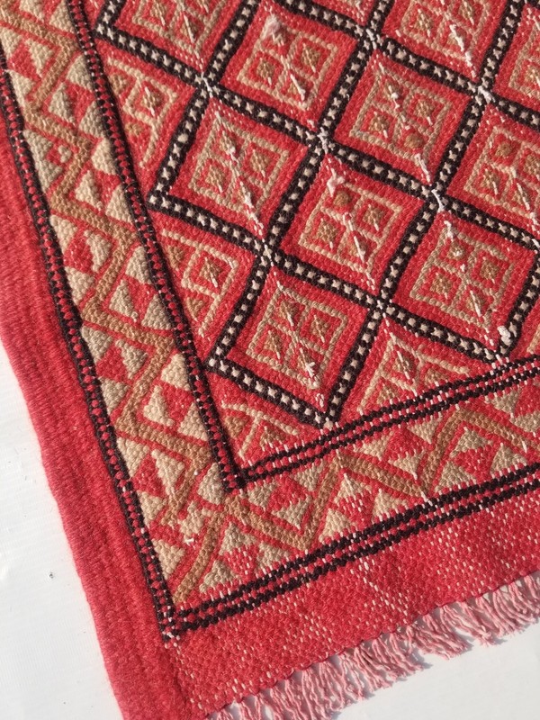 Fine Vintage Traditional Hand Made Oriental Wool Beige Pink Kilim 113x76cm gallery