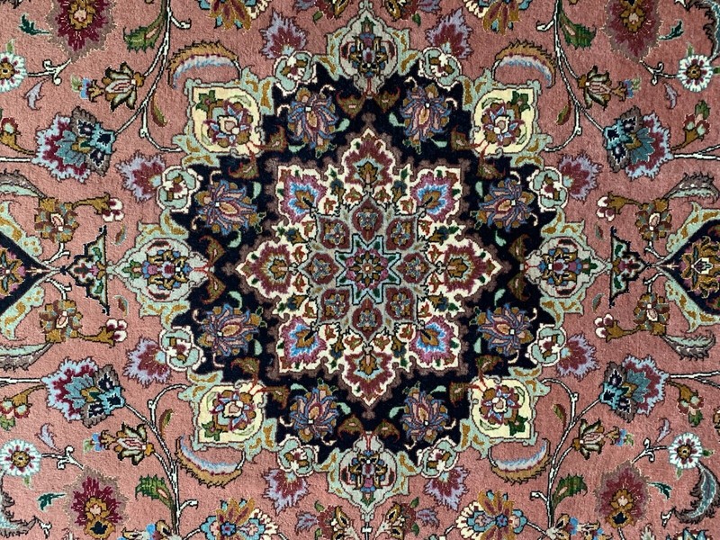 Fine Floral Hand Knotted Per/sian Silk and Wool 5' x 6' 10" Rug gallery