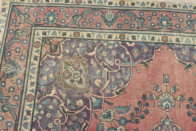 Vintage Anatolia 9’7” x 12’7” Pink Distressed Wool Hand-Knotted Oriental Rug gallery