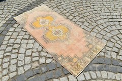 Vintage Rug 2’8 x 6’1 ft Turkish Kilim Muted Dye Bohemian Anatolian Oushak Rug