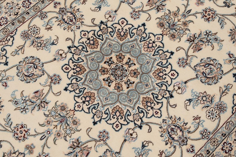 Nain 9la 205x141 cm Hand Knotted Persian Wool Carpet Beige Rectangle gallery