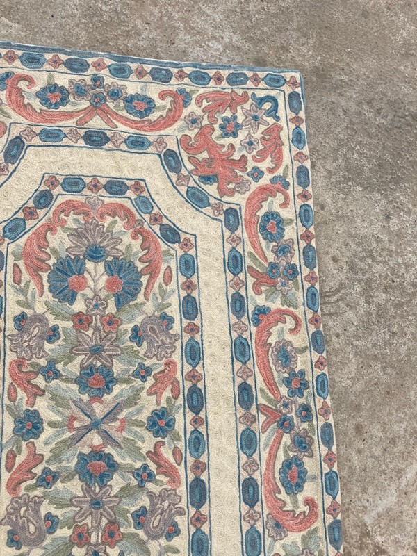 Vintage Handmade Kashmiri Crewel Floral Wool Chain Stitch Rug 116x70 cm gallery