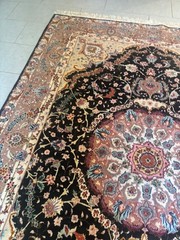 8×5’5. HANDMADE RUG. CARPET . HAND MADE WOOL AND SILK