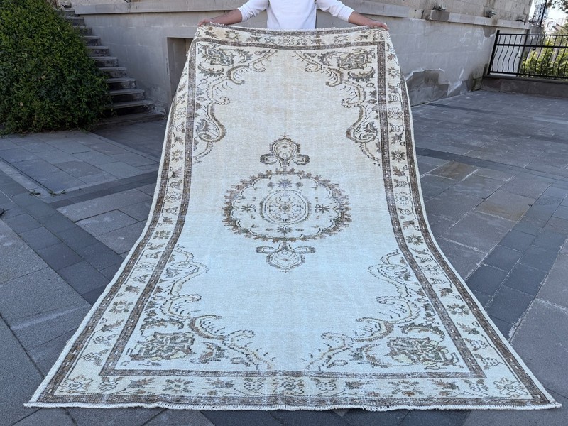 Oversized Vintage Turkish Oushak Rug 6x9.5 ft Muted Ivory Beige Wool Area Rug gallery