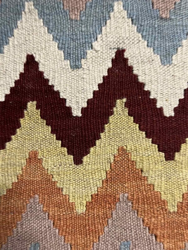 Vintage Kilim Traditional Hand Made Oriental Wool Kilim 5ftx3.2ft 154cmx103cm gallery