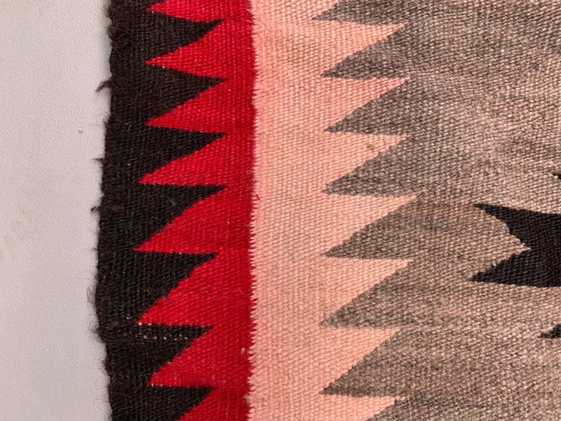 Genuine 1920-1930 Navajo Kilim Rug 132x95 cm native American wool decor Medium gallery