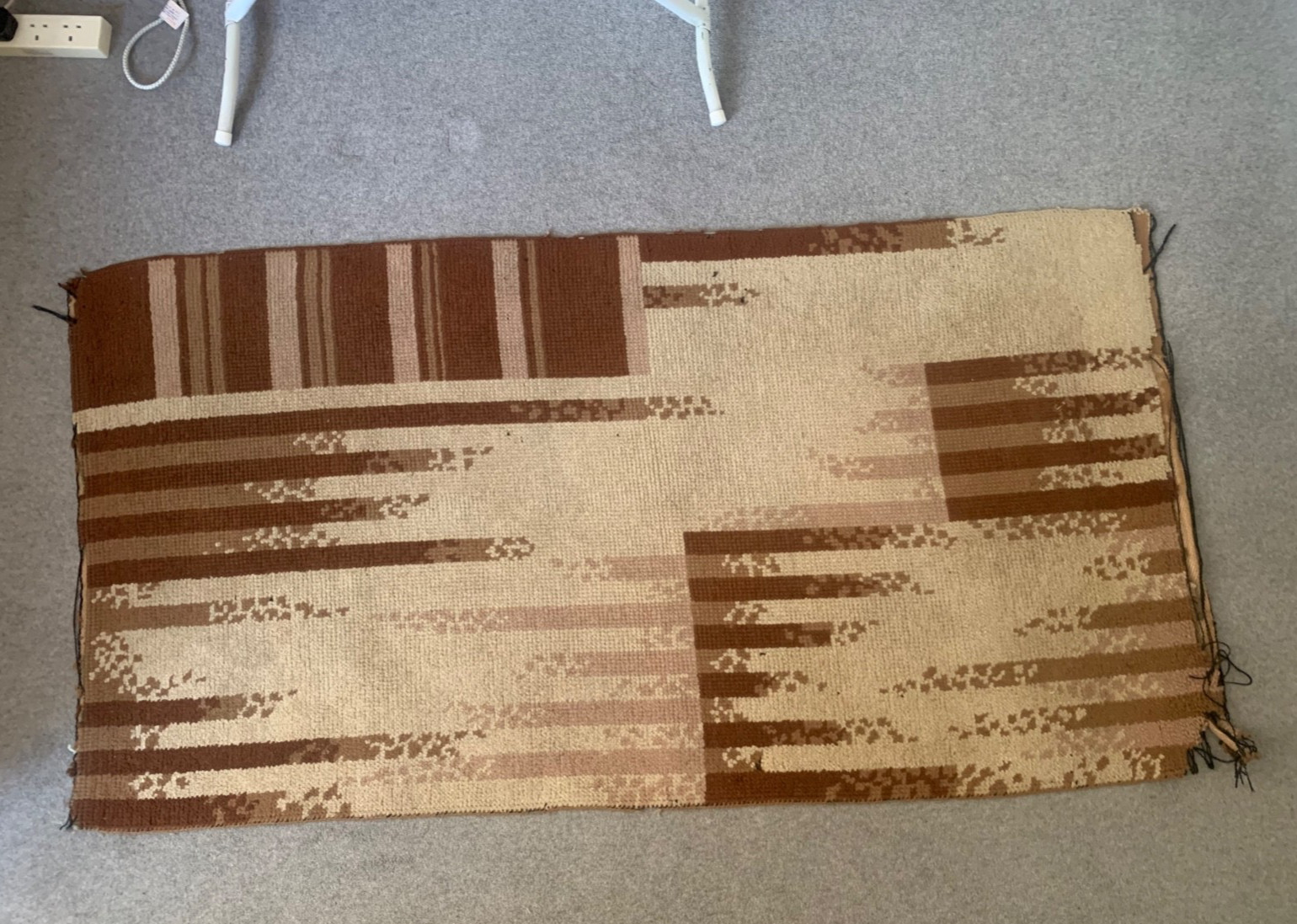 Vintage Art Deco rug gallery