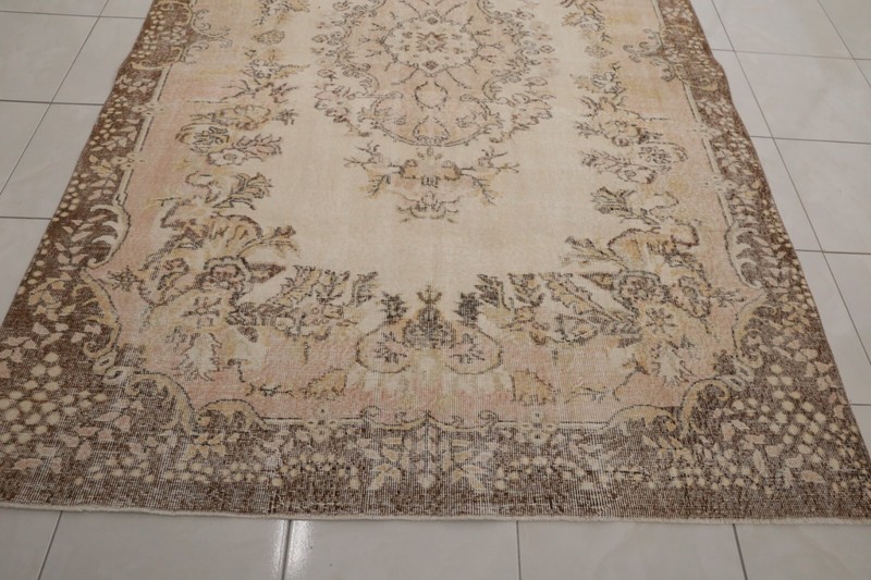 Neutral rug, Earth tone rug, Handmade area rug, Vintage oushak rug, 6.6x10 ft gallery