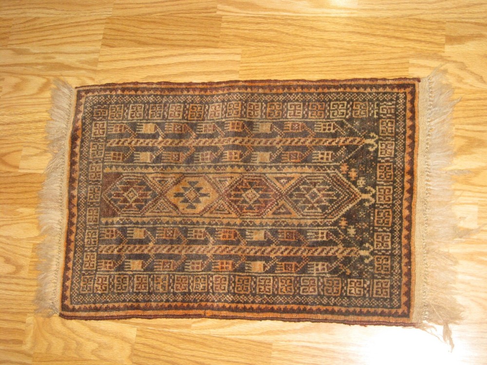 small vintage knotted wool geometric rug woven Turkish ? approx. 25" x 17 carpet