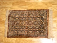 small vintage knotted wool geometric rug woven Turkish ? approx. 25″ x 17 carpet