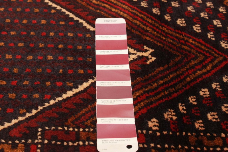 Vintage 2'10" x 5'2" Traditional Hand Knotted Vegetable Dye Wool Area Rug gallery