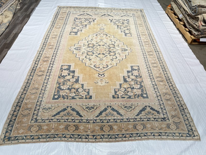 6 x 9 ft Orange Turkish Taspinar 1970s Vintage Hand Knotted Wool Turkish Rug gallery