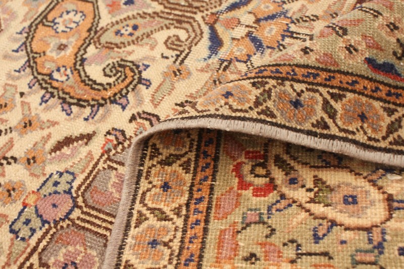 Vintage Hand-Knotted Carpet 6'4" x 9'5" Traditional Oriental Wool Area Rug gallery