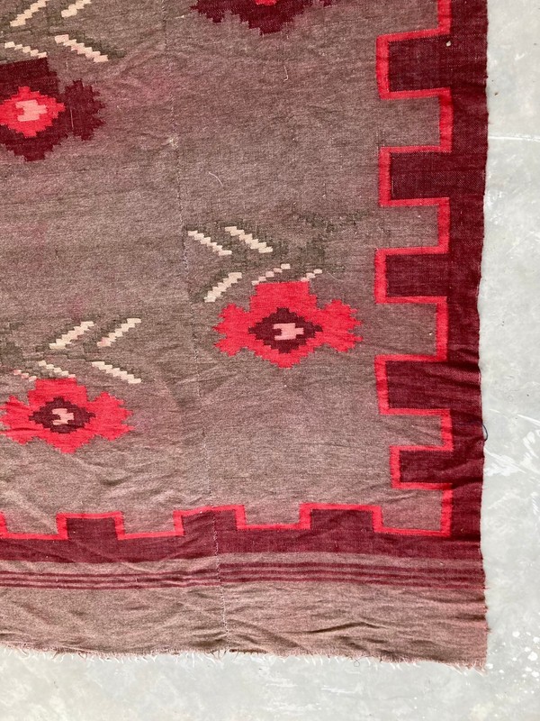 Vintage Handmade Traditional Turkish Floral Wool Kilim Rug 288x240 cm gallery